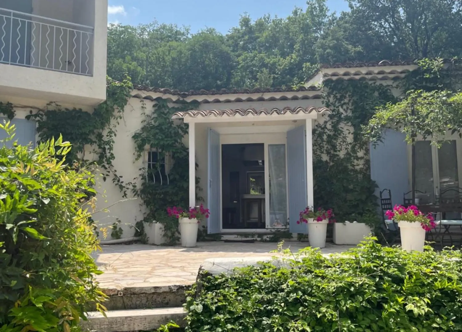 5 Bedroom Villa With Magnificent Views Le Bar-sur-Loup 0*,  France